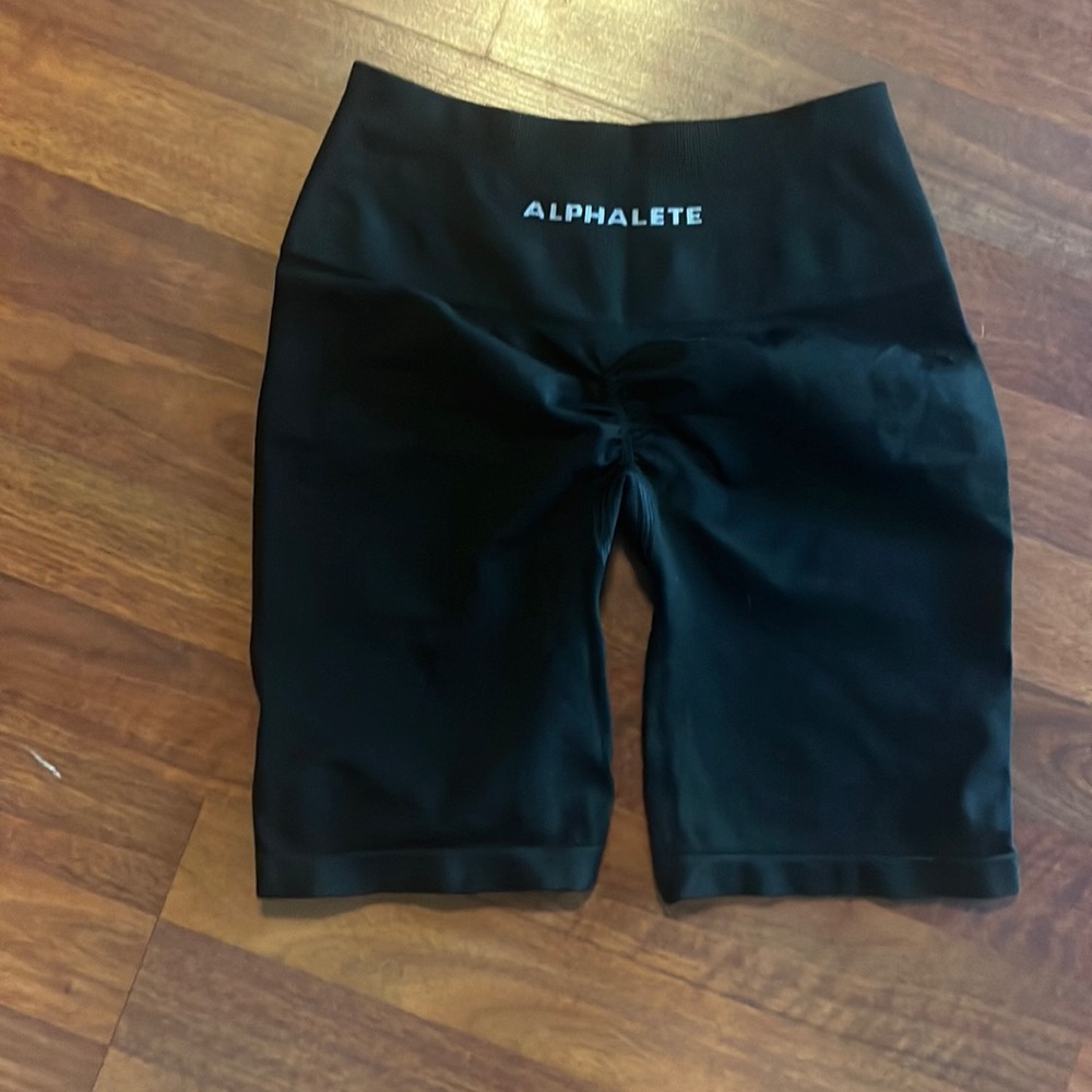 Alphalete brand new shorts size small